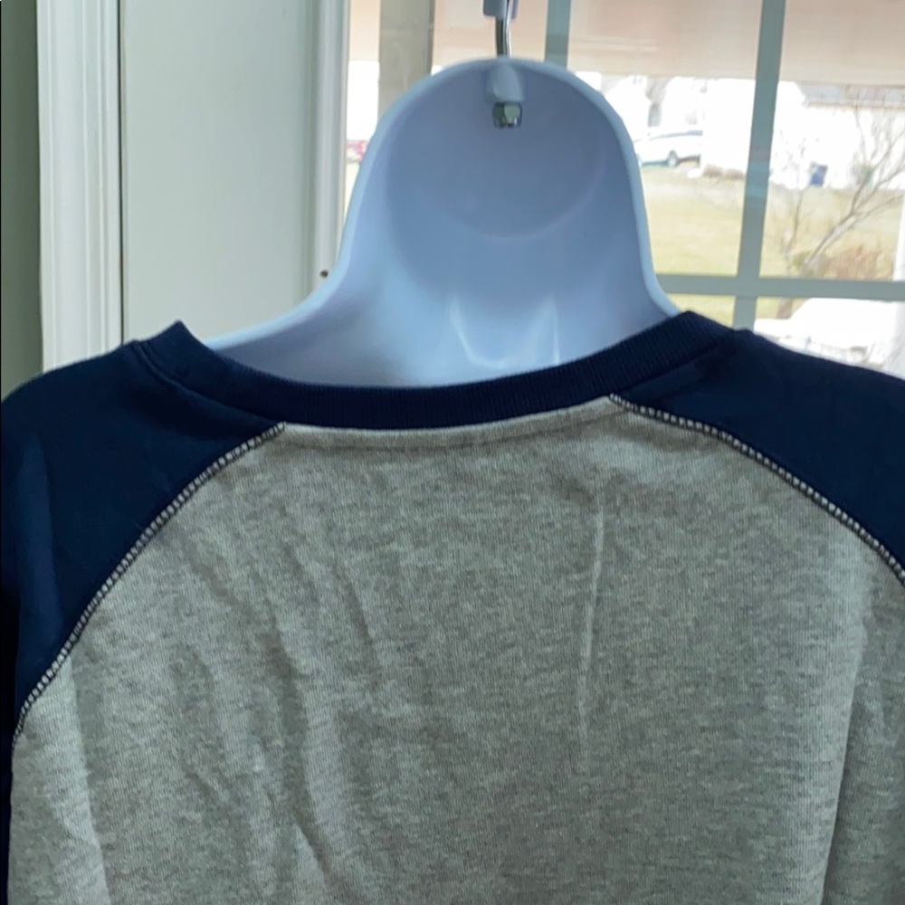 Sweatshirt - Picture 6 of 9